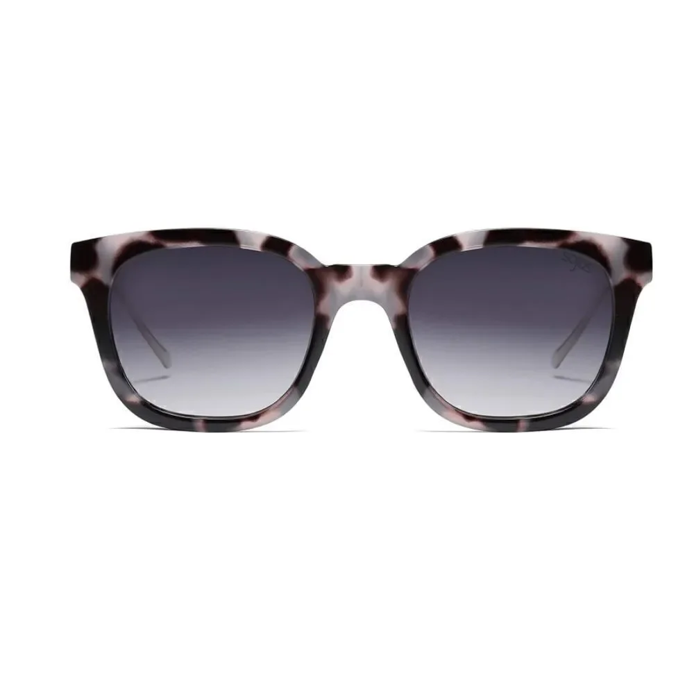 Square Frame Trendy Sunglasses